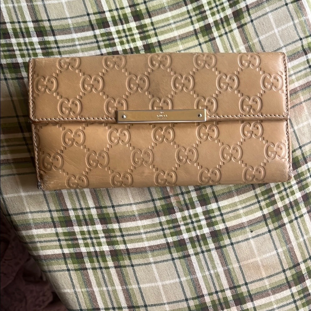 Gucci Beige Embossed Leather Wallet